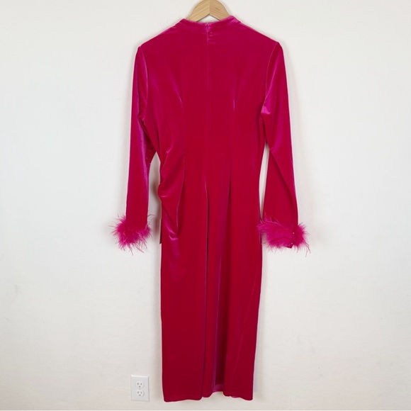 Ivy City Co Hollywood Maxi Feathered Dress in Pink Bow - Picture 5 of 12